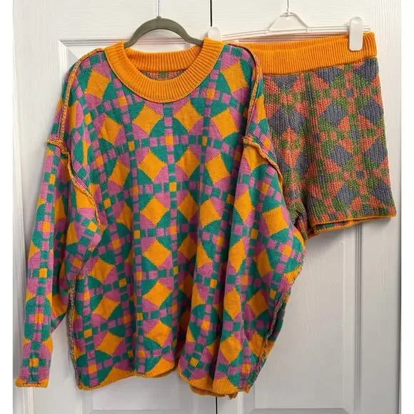 Free People FP Beach Malibu Pattern Sweater Short Set Poppy Field Large New - Picture 3 of 4